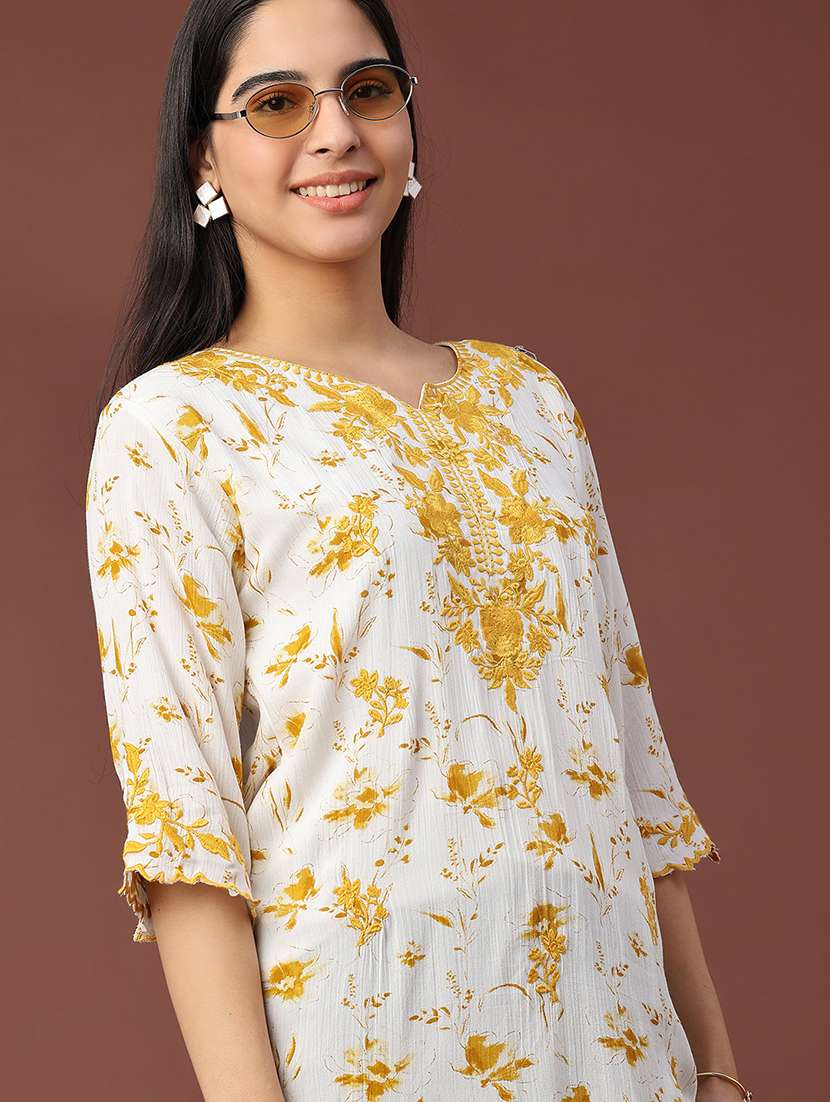 women floral three quarter sleeve straight kurti