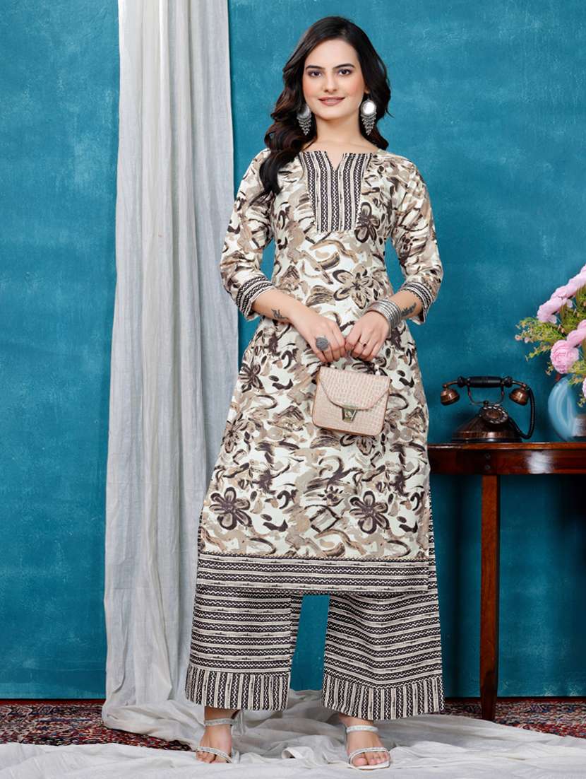 women printed three quarter sleeve kurta palazzo set
