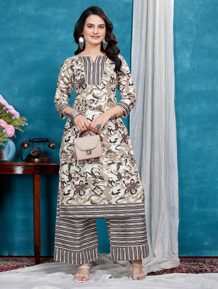 women printed kurta and palazzo set