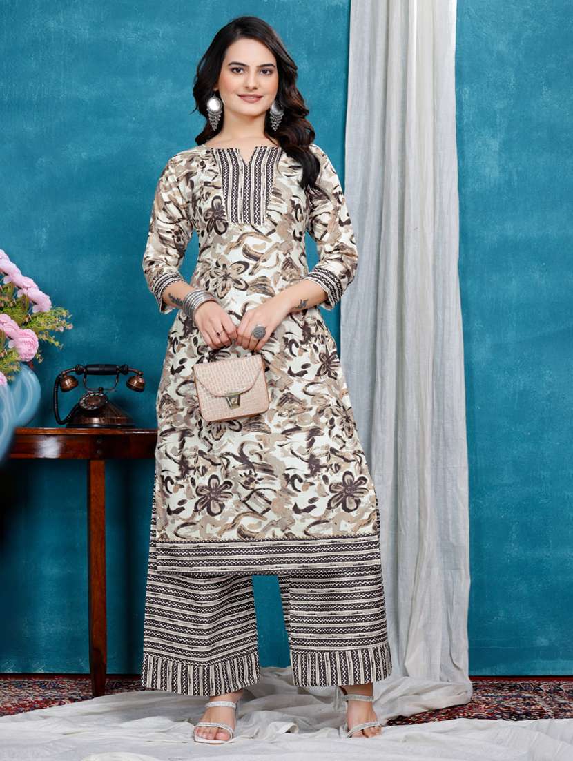 women printed kurta and palazzo set