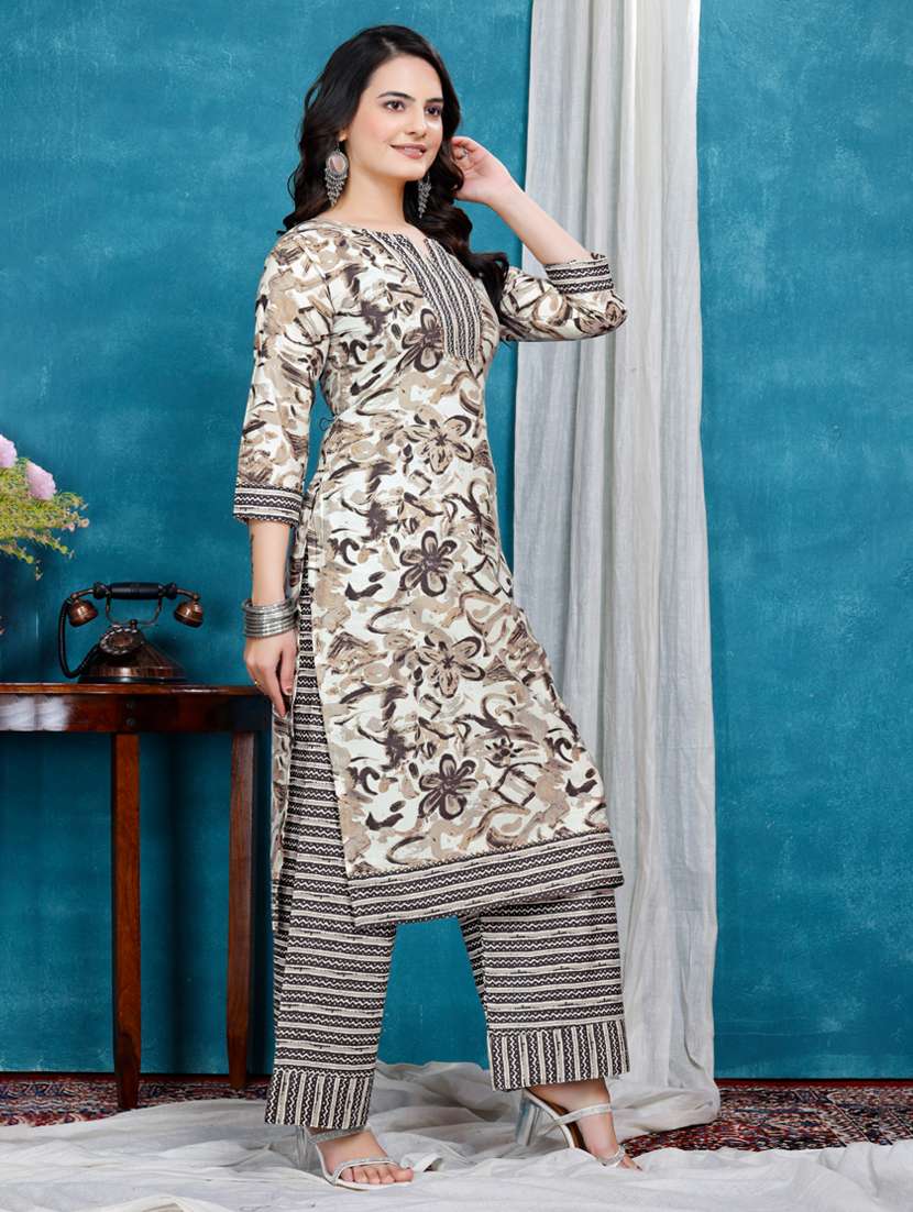 women printed kurta and palazzo set - 22316774 -  Standard Image - 2