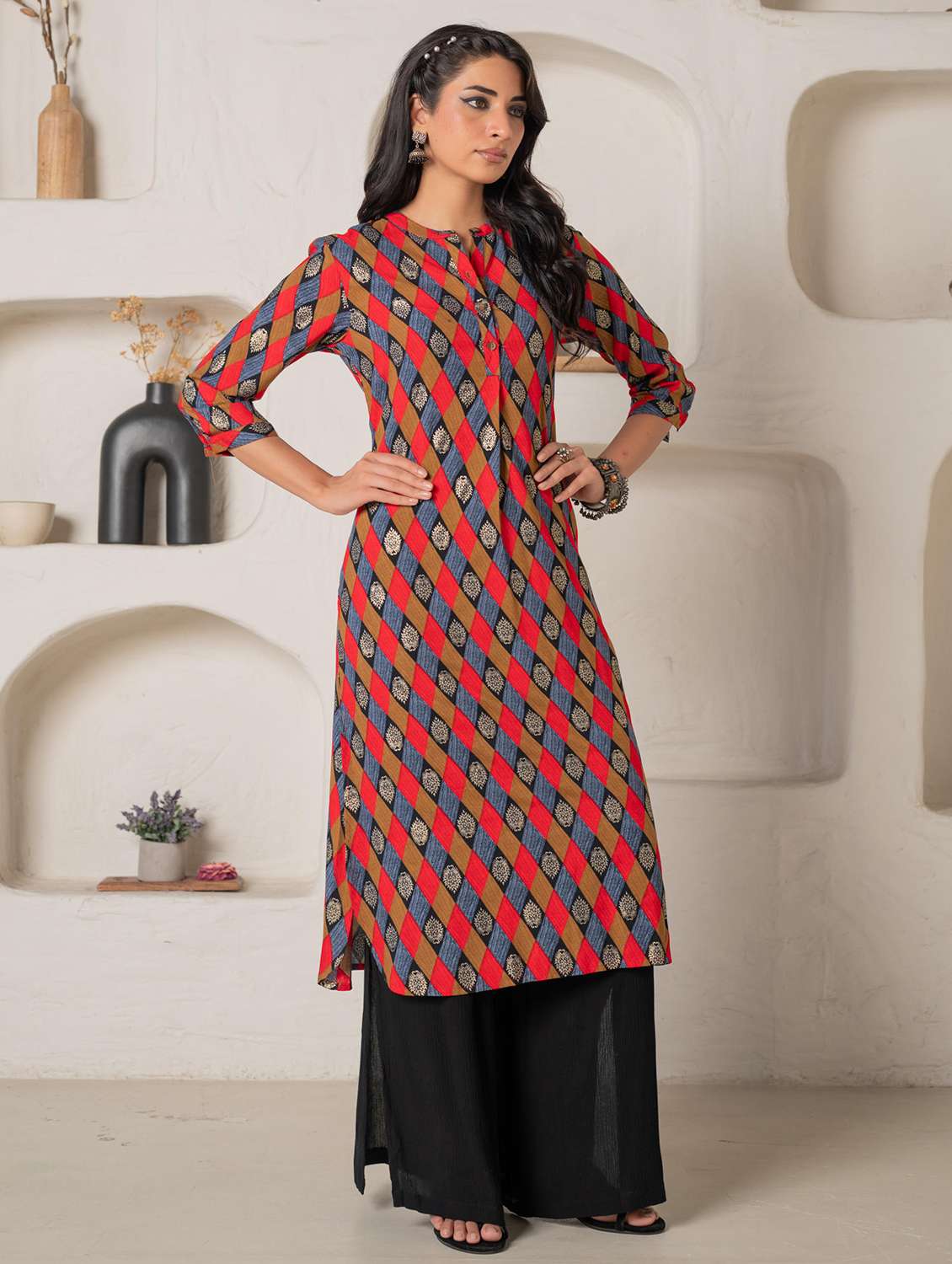 women geometric viscose straight kurta - 22316854 -  Standard Image - 2