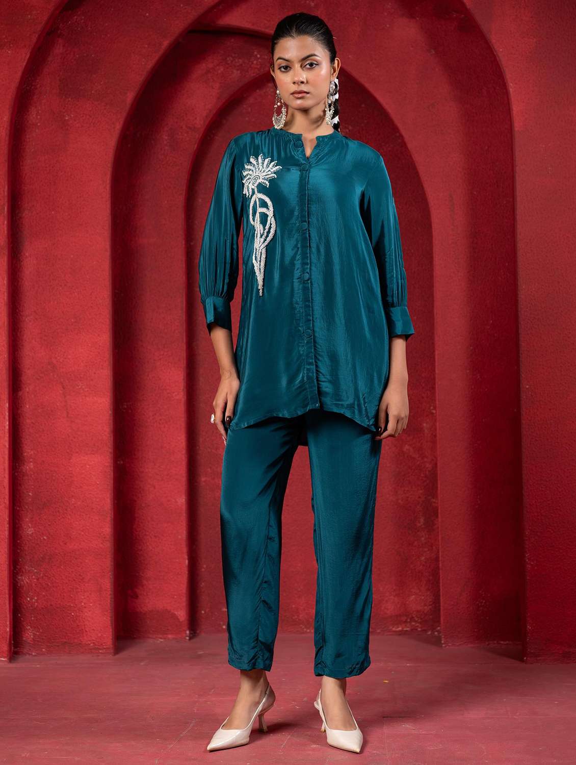 women solid with work bishop sleeve ethnic co-ord set