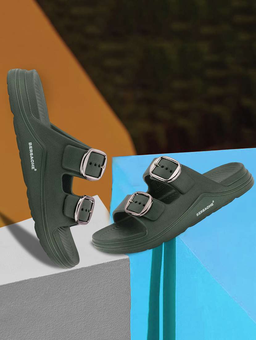 men solid slip on slider