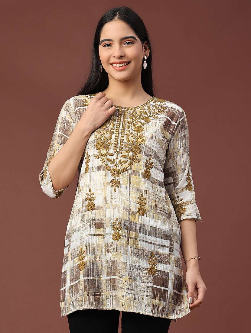 women printed three quarter sleeve straight kurti