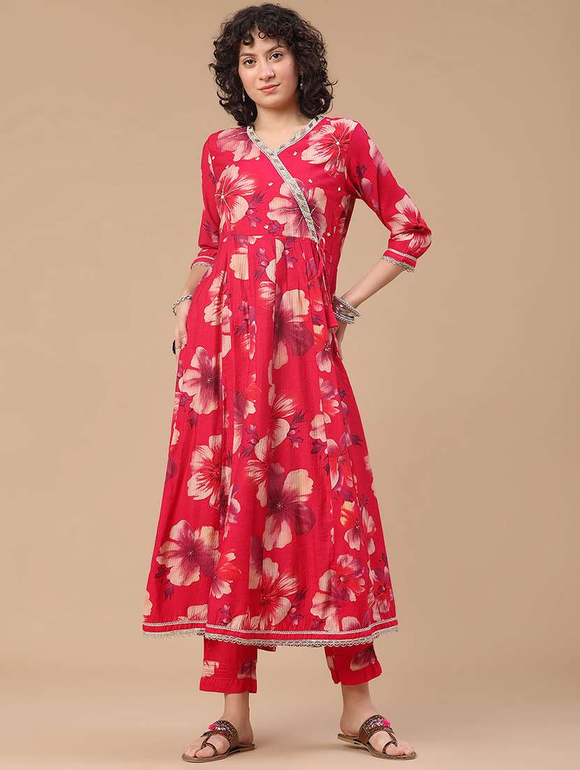 women printed three quarter sleeves kurta pant set with dupatta - 22317457 -  Standard Image - 2