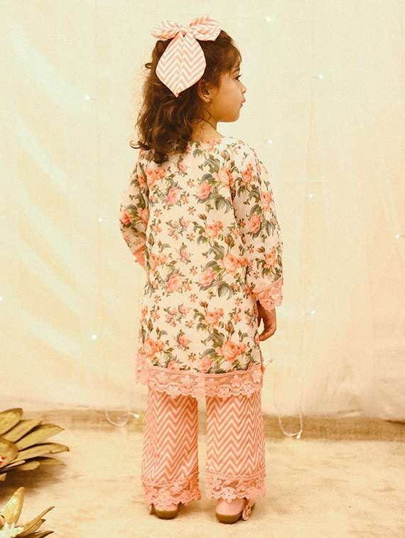 girls printed kurta and pant set - 22317594 -  Standard Image - 2