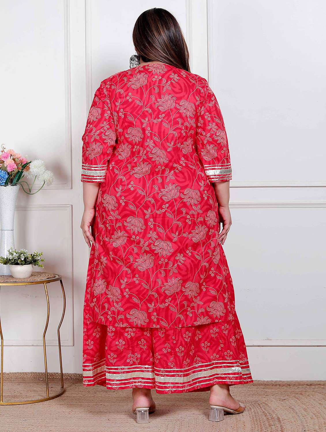 women plus size floral three quarter sleeve kurta palazzo with dupatta set - 22317765 -  Standard Image - 2