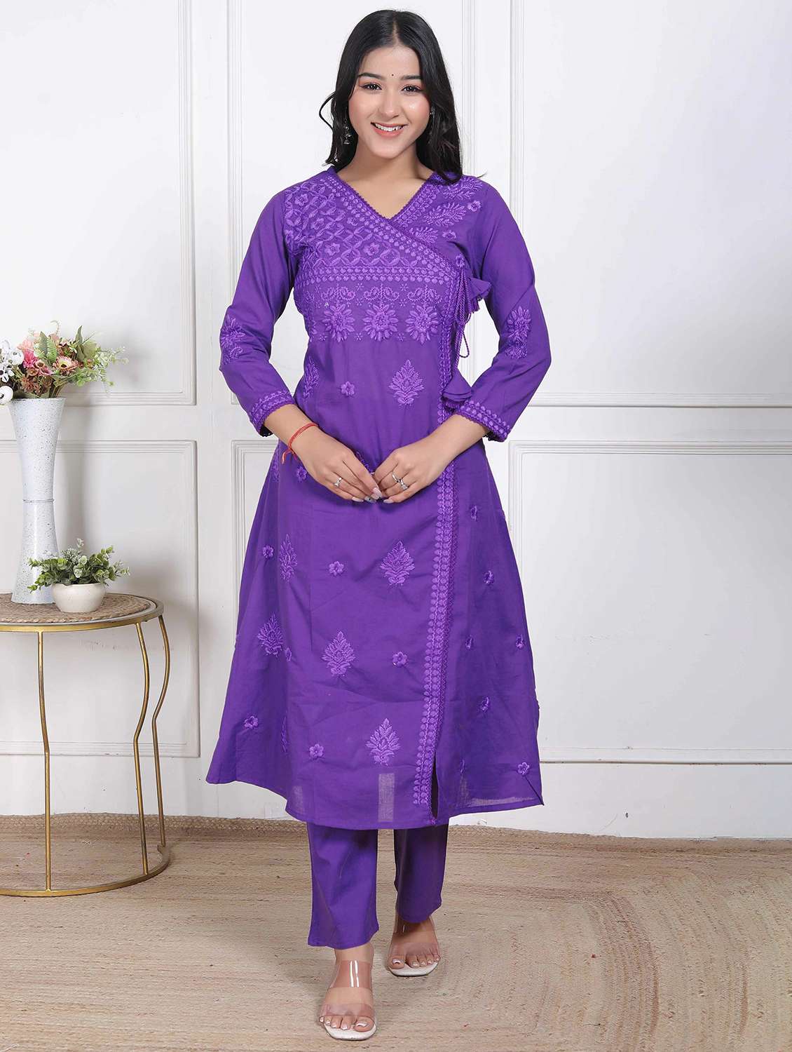 women solid with work three quarter sleeve kurta pant set