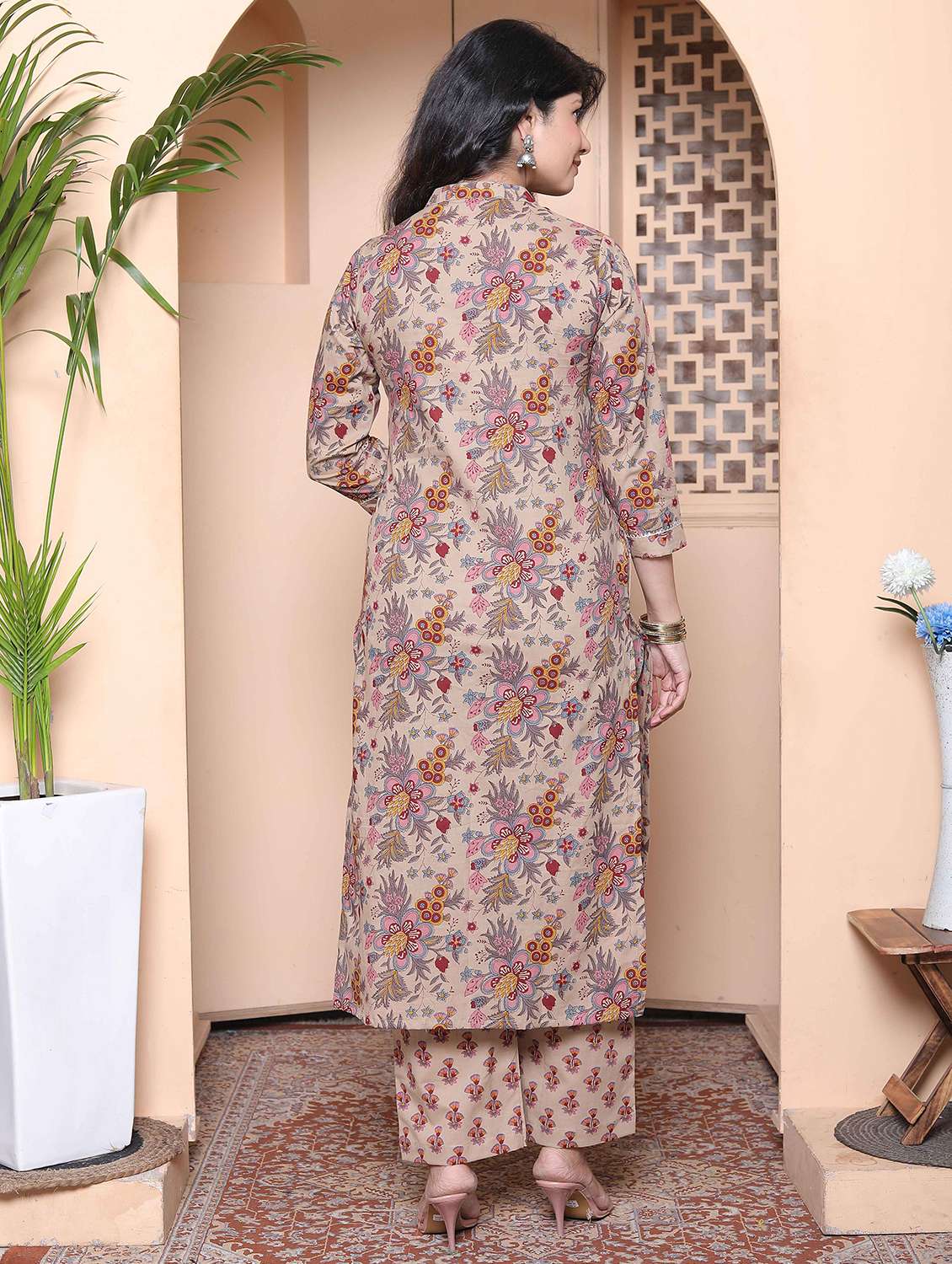 women floral three quarter sleeve kurta palazzo set - 22317812 -  Standard Image - 2