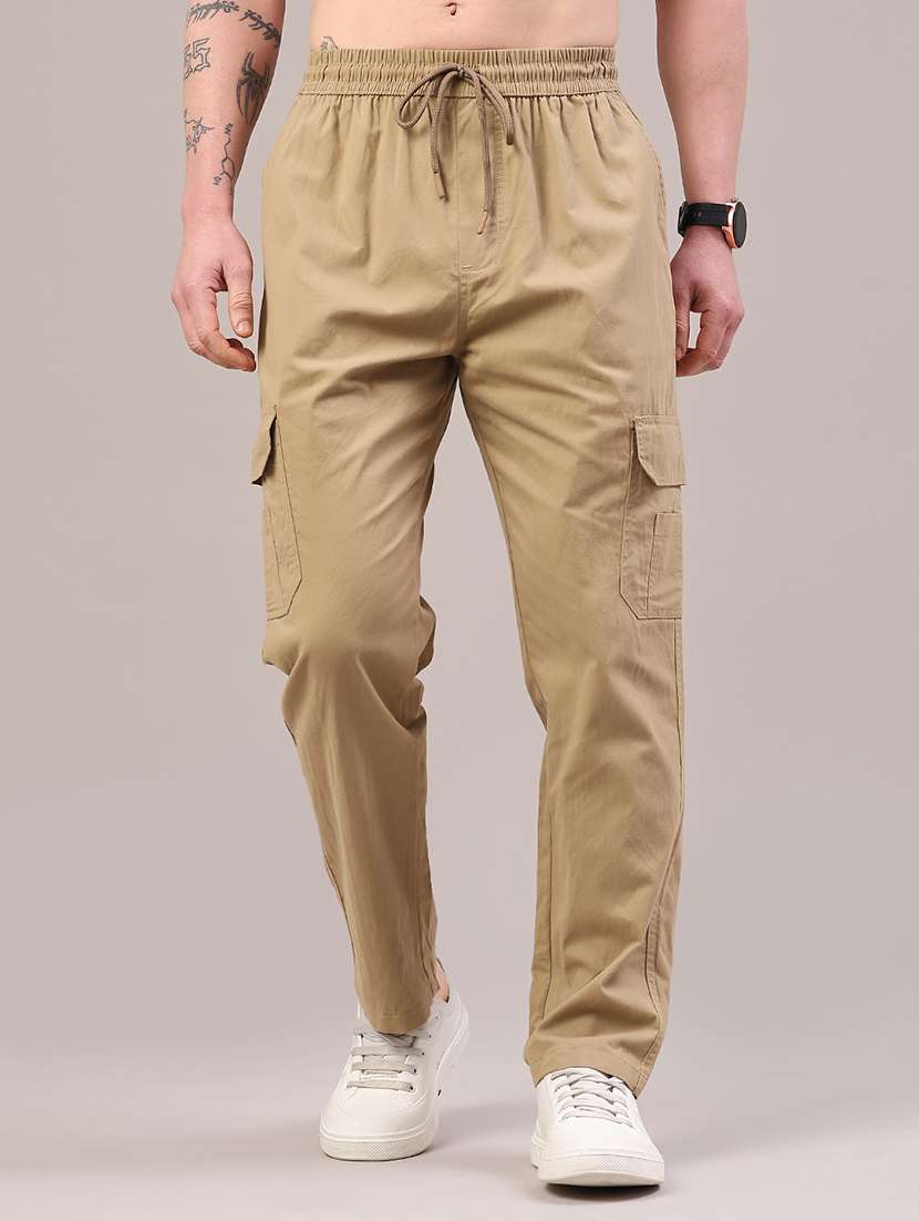 men solid mid rise regular fit cargo 