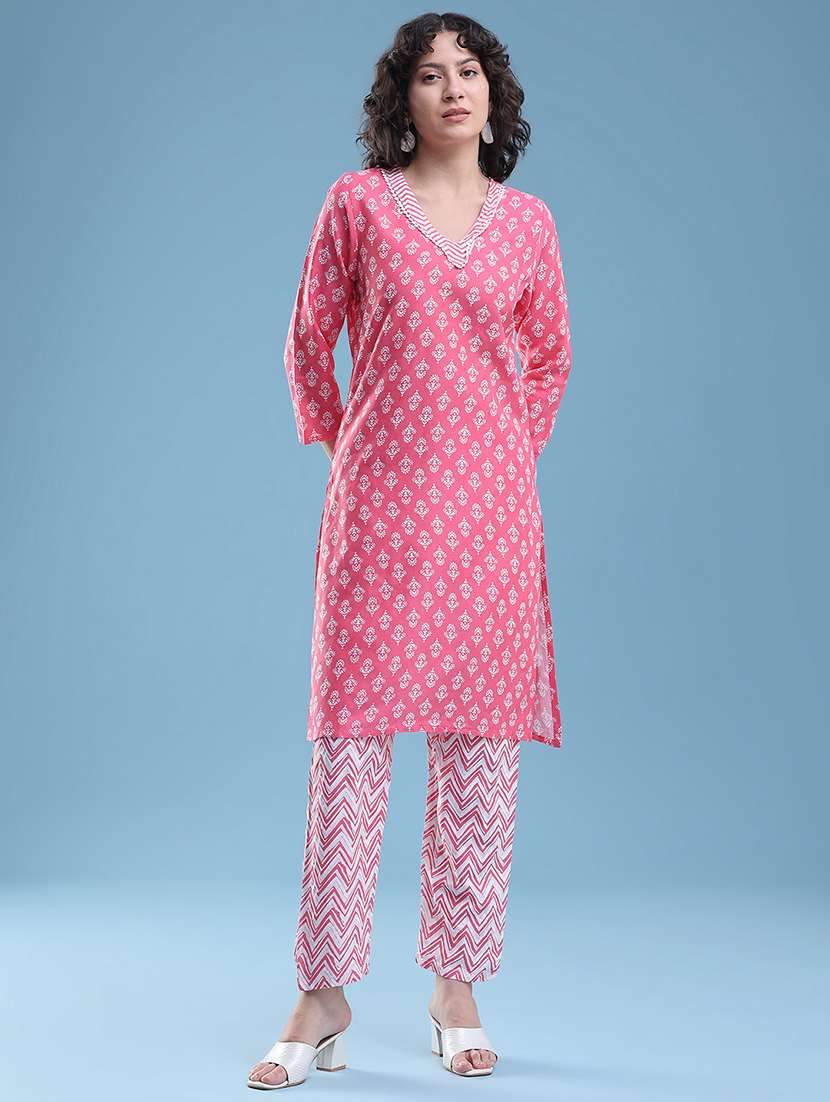women printed three quarter sleeves kurta pant set - 22319123 -  Standard Image - 2