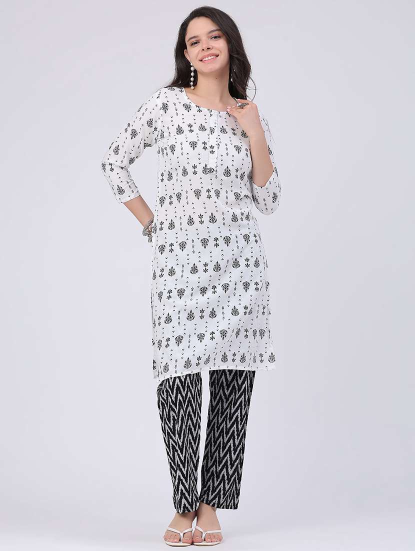 women printed three quarter sleeves kurta and pant set - 22319125 -  Standard Image - 2