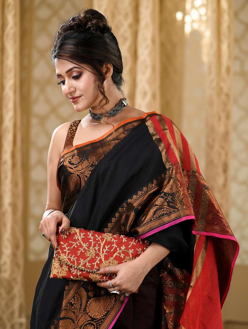 women solid with bordered handloom saree with blouse - 22319576 -  Standard Image - 2