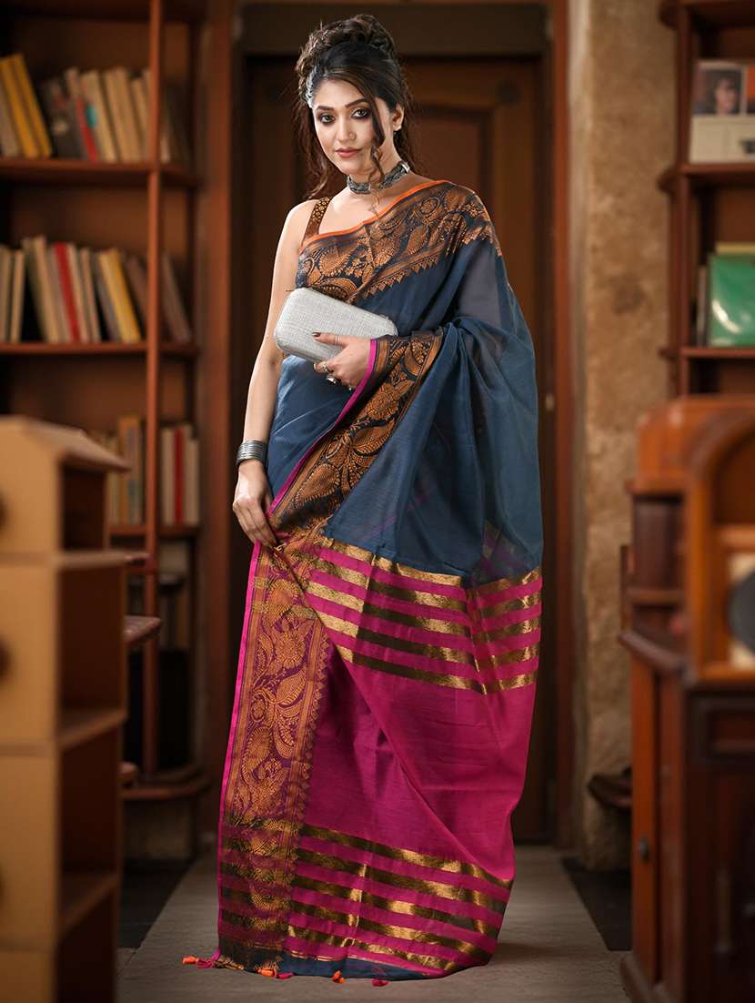 women solid with bordered handloom saree with blouse - 22319577 -  Standard Image - 2