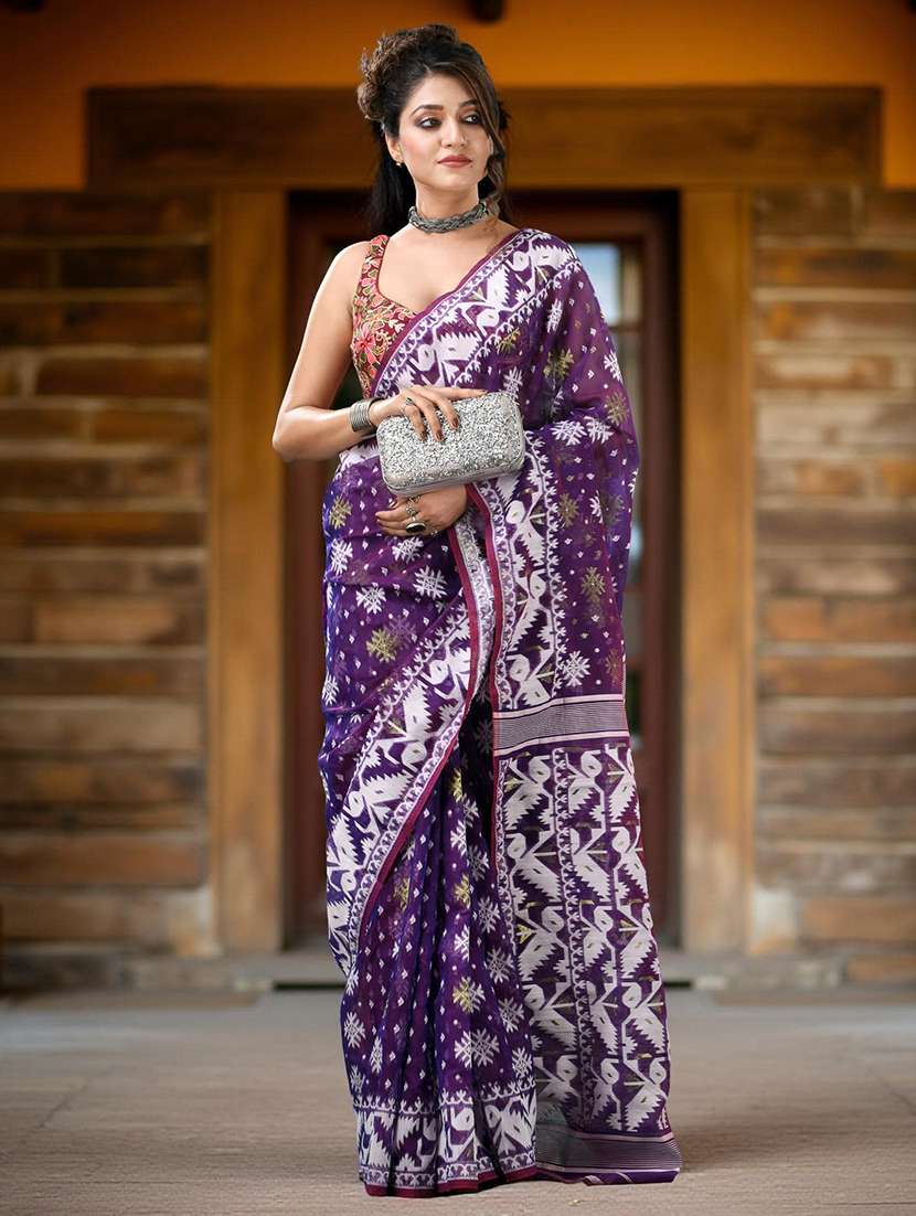 women self design jamdani saree