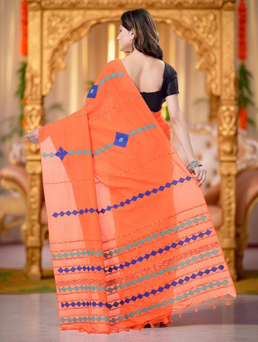 women solid with work handloom saree with blouse - 22319592 -  Standard Image - 2