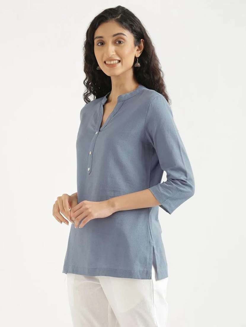Women Solid Three Quarter Sleeve Straight Kurti - 22319746 -  Standard Image - 2
