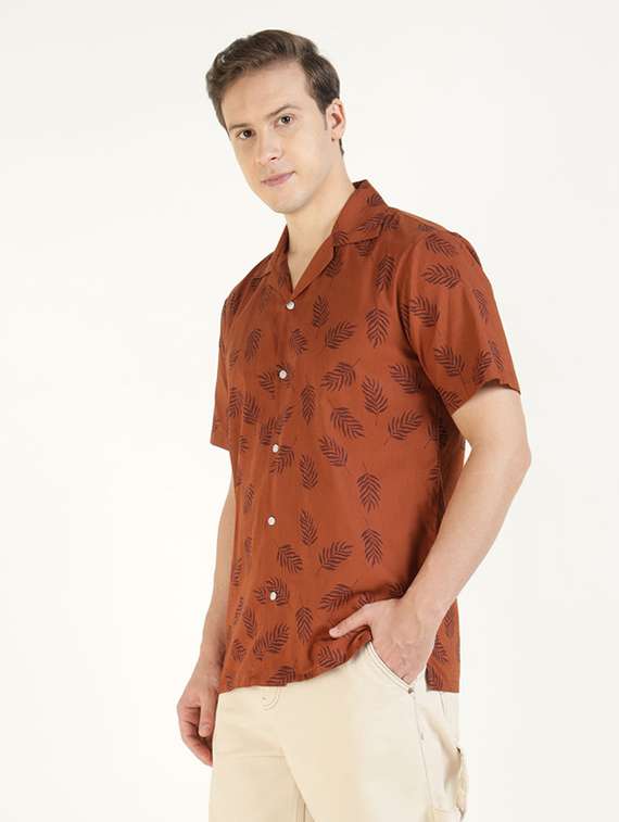 men collared short sleeve regular fit shirt - 22320497 -  Standard Image - 2