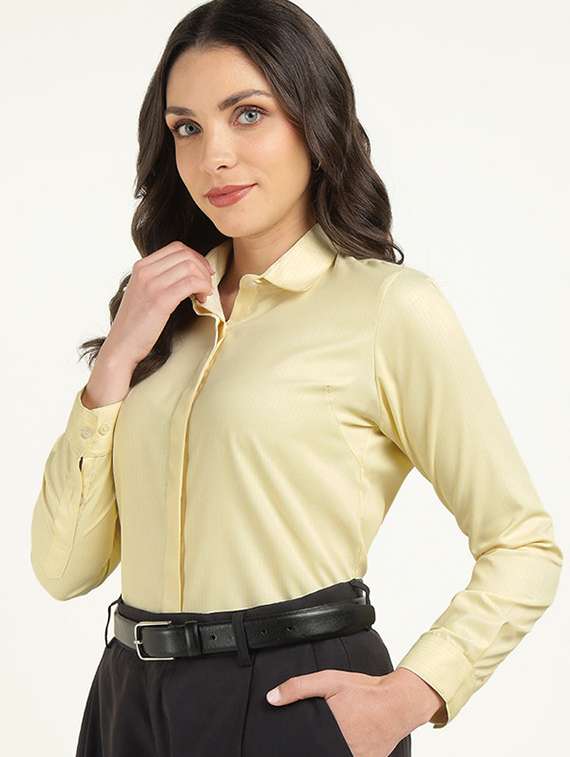 women collared long sleeve regular fit shirt