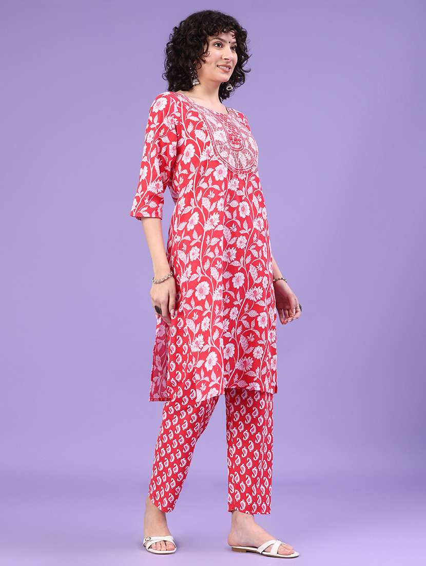 red cotton kurta pant  set - 22321599 -  Standard Image - 2