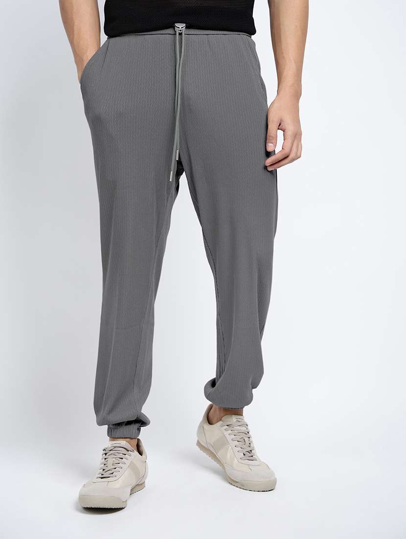 men solid low rise relaxed fit jogger - 22321712 -  Standard Image - 2