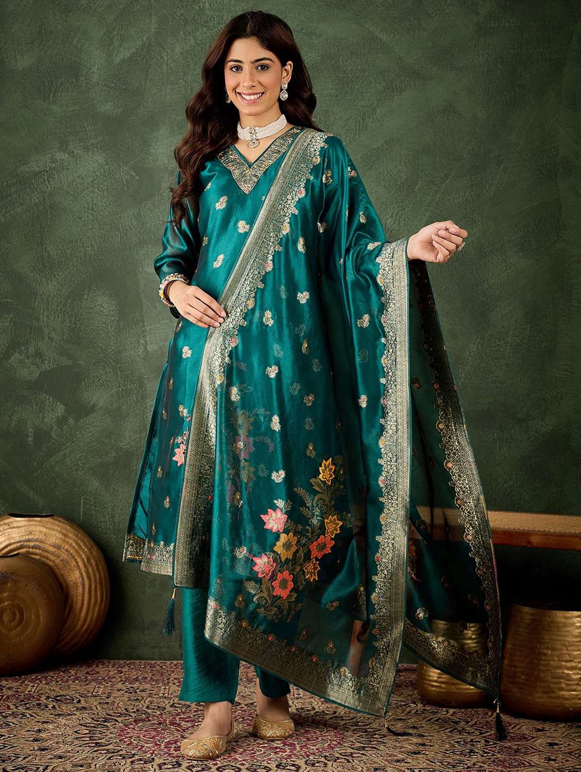 women self design three quarter sleeve kurta pant with dupatta set - 22322132 -  Standard Image - 2