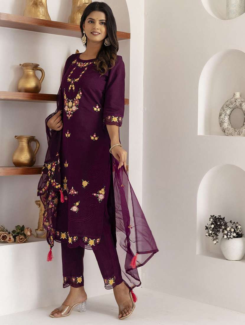 women solid with work three quarter sleeve kurta pant with dupatta set - 22322226 -  Standard Image - 2