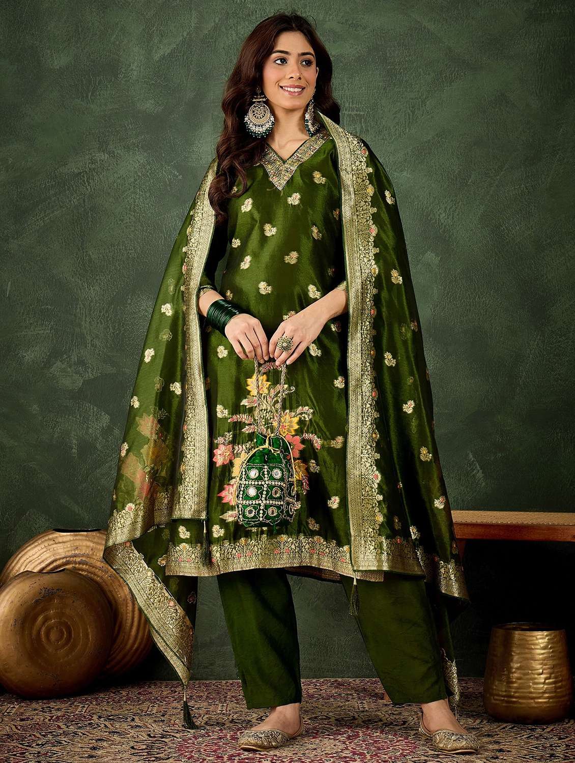 women self design three quarter sleeve kurta pant with dupatta set - 22322265 -  Standard Image - 2