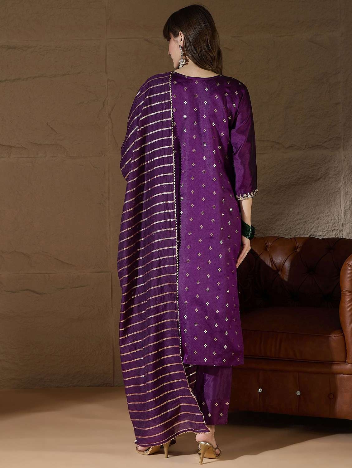 women printed v neck kurta pant with dupatta set - 22322436 -  Standard Image - 2