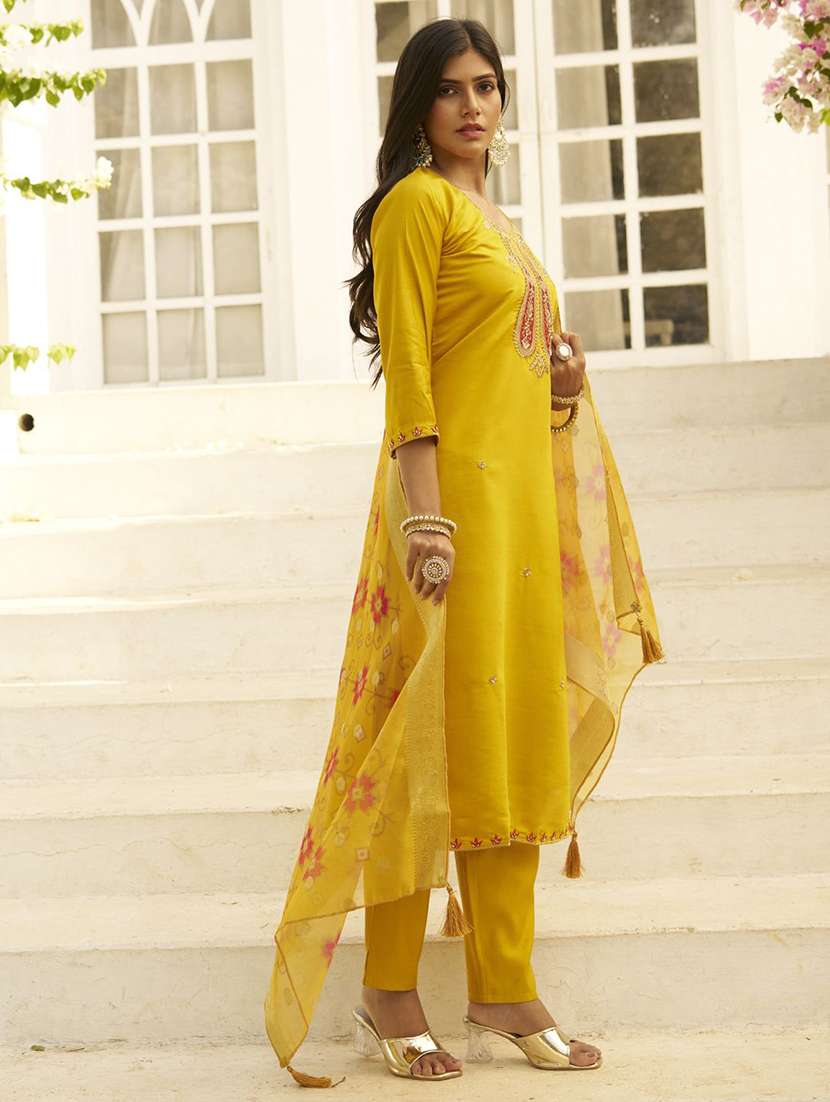 women solid with work three quarter sleeve kurta pant with dupatta set - 22322483 -  Standard Image - 2