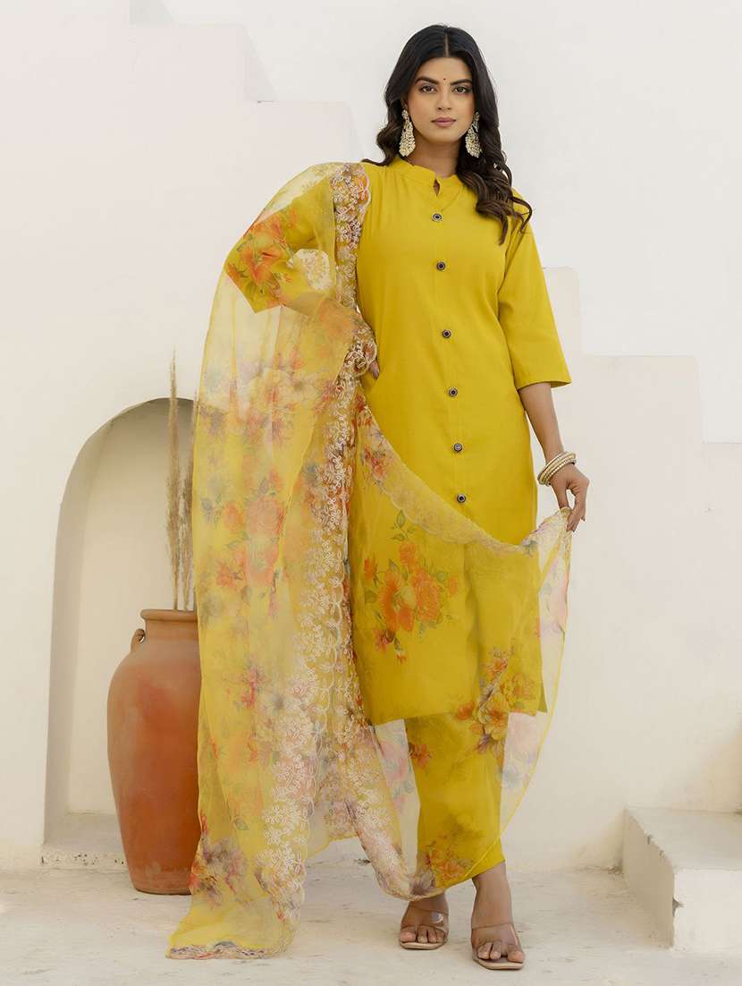 women solid three quarter sleeve kurta pant with dupatta set
