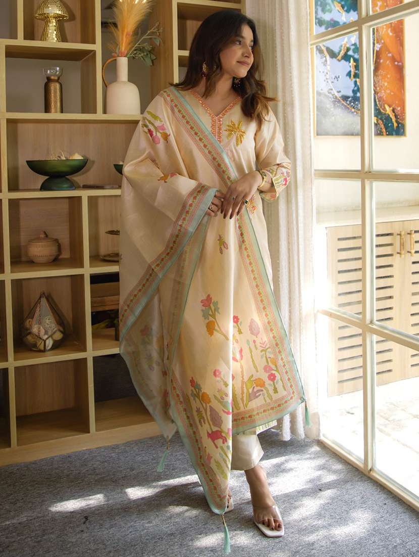 women printed three quarter sleeve kurta pant with dupatta set - 22322541 -  Standard Image - 2