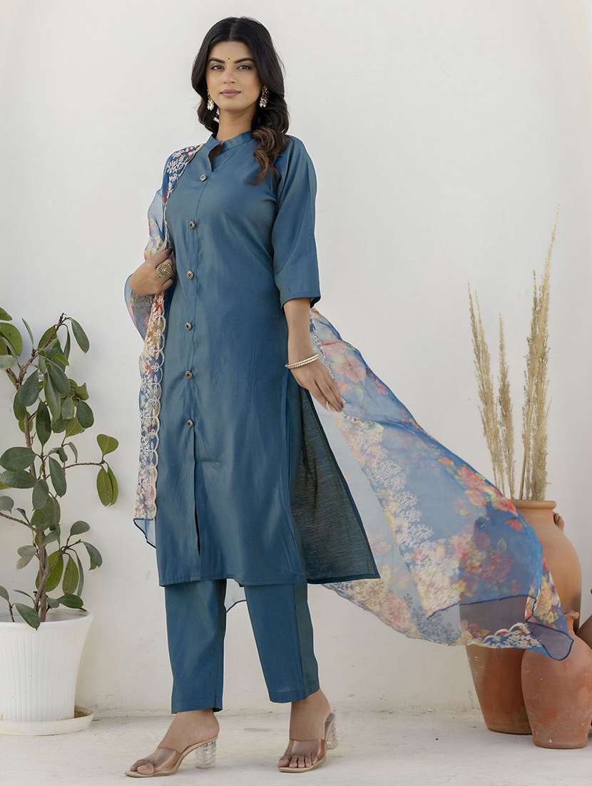 women solid three quarter sleeve kurta pant with dupatta set - 22322567 -  Standard Image - 2