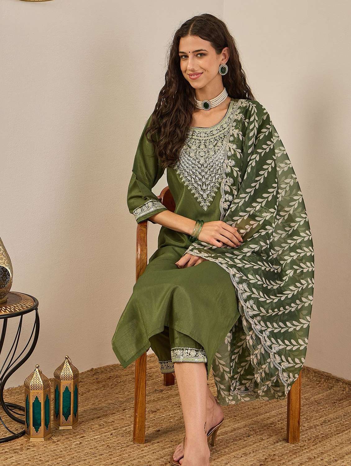 women solid with work three quarter sleeve kurta pant with dupatta set
