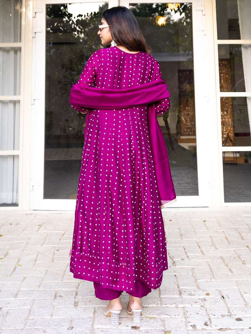 women printed three quarter sleeve kurta pant with dupatta set - 22322671 -  Standard Image - 2