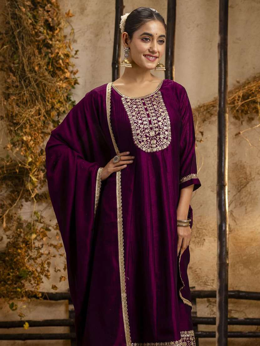 women solid with work three quarter sleeve kurta pant with dupatta set - 22322683 -  Standard Image - 2