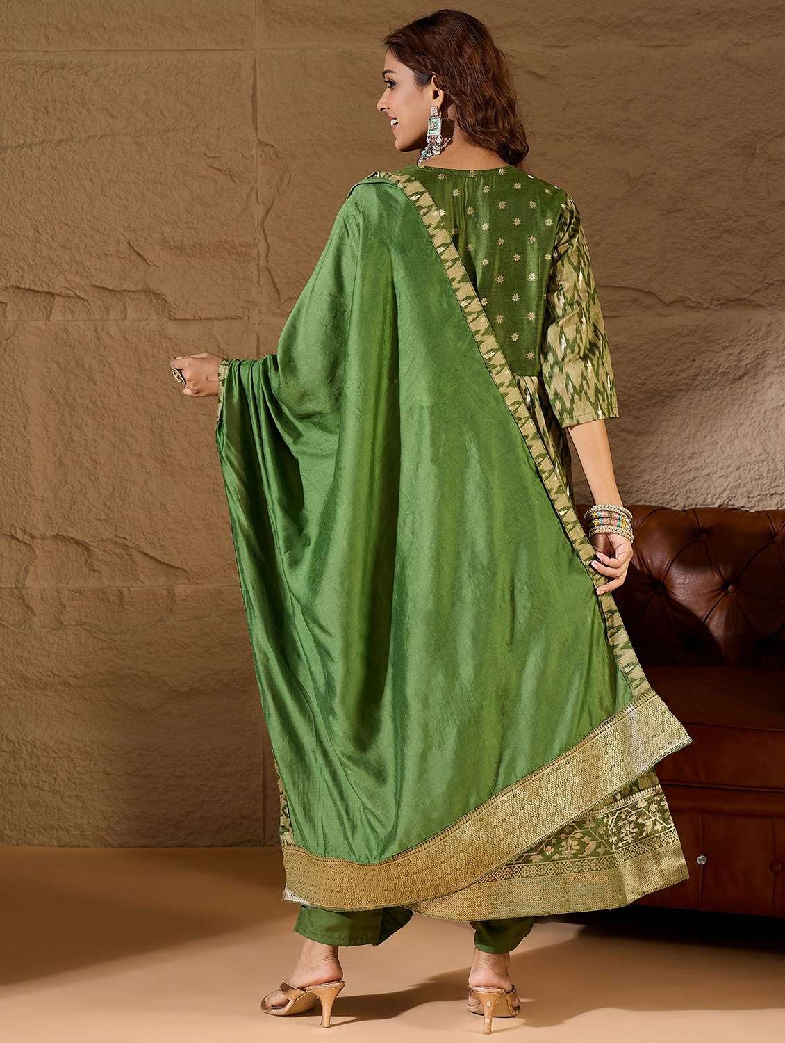 women self design three quarter sleeve kurta pant with dupatta set - 22322693 -  Standard Image - 2