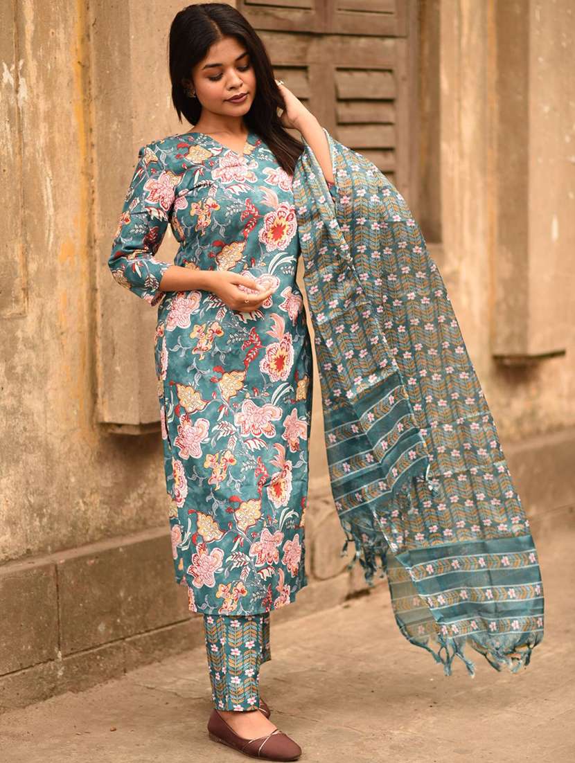 women floral three quarter sleeve kurta pant with dupatta set