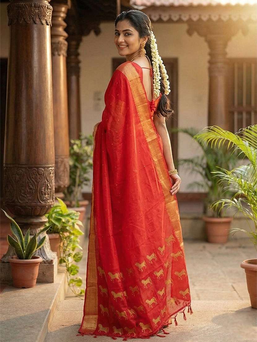 Women Self Design Bordered Saree With Blouse - 22322944 -  Standard Image - 2