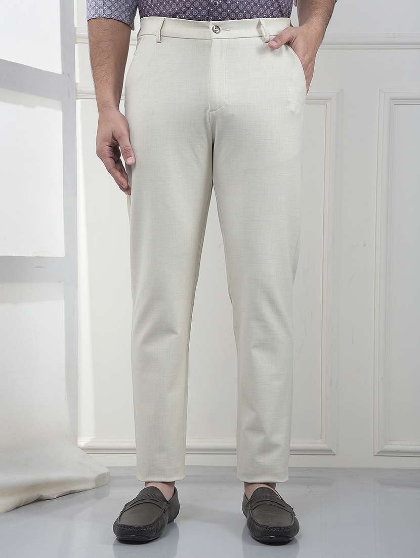 men solid mid rise chinos casual trouser