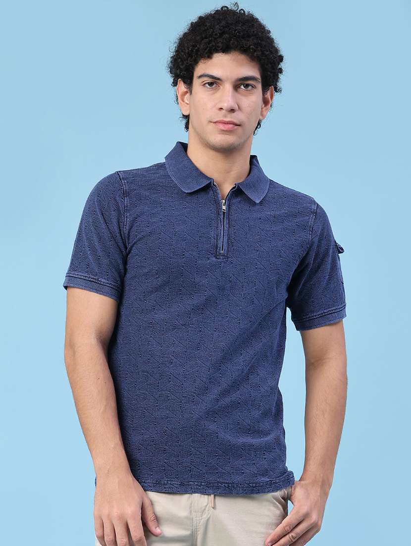 men textured short sleeves polo t-shirt - 22323511 -  Standard Image - 2