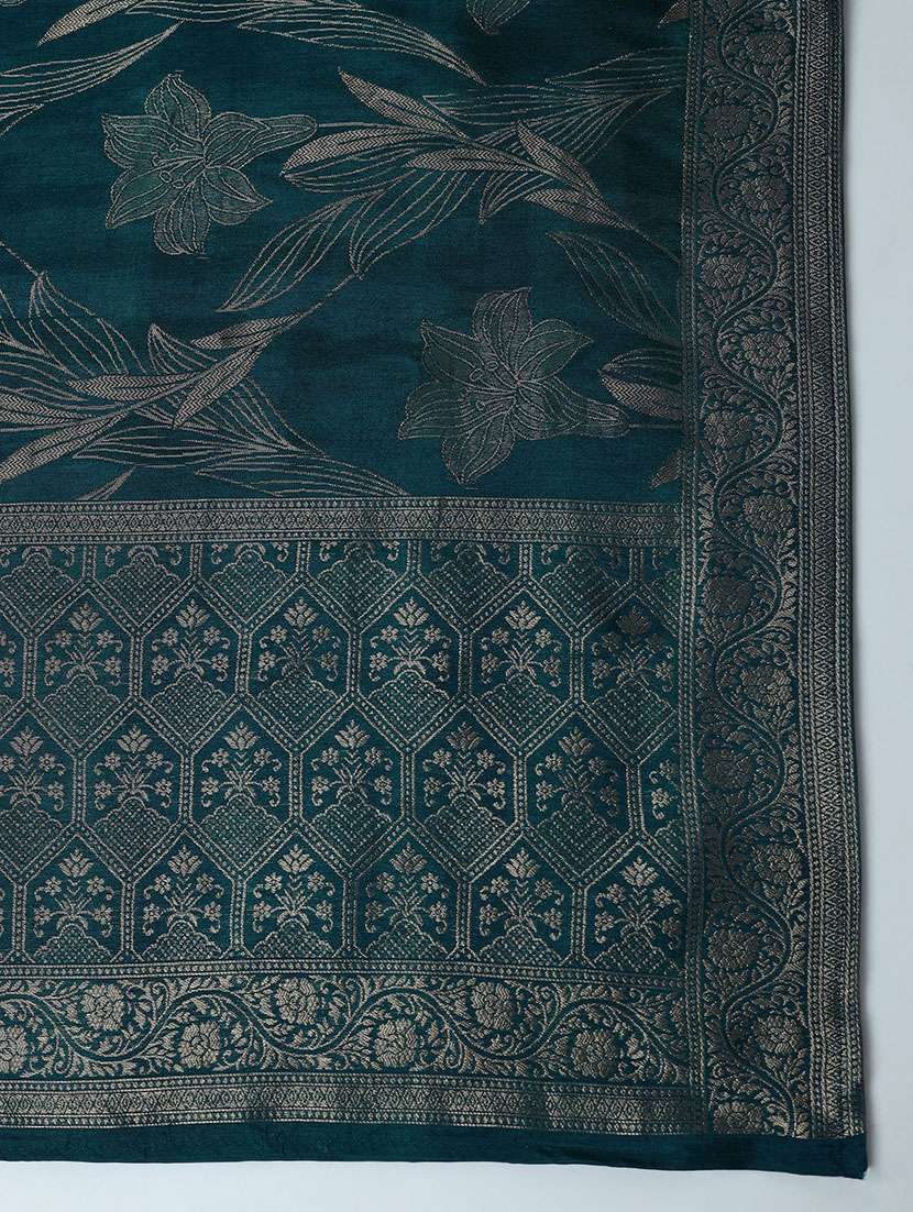 women blue suit set - 22324115 -  Standard Image - 7