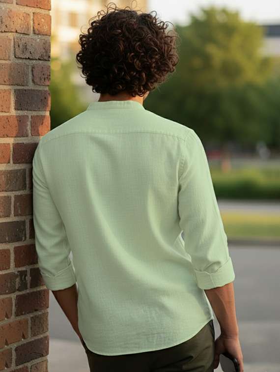 men solid mandarin neck short kurta - 22326386 -  Standard Image - 2