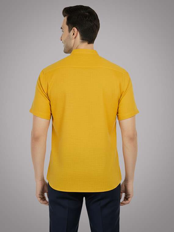 men solid mandarin neck short kurta - 22326399 -  Standard Image - 2