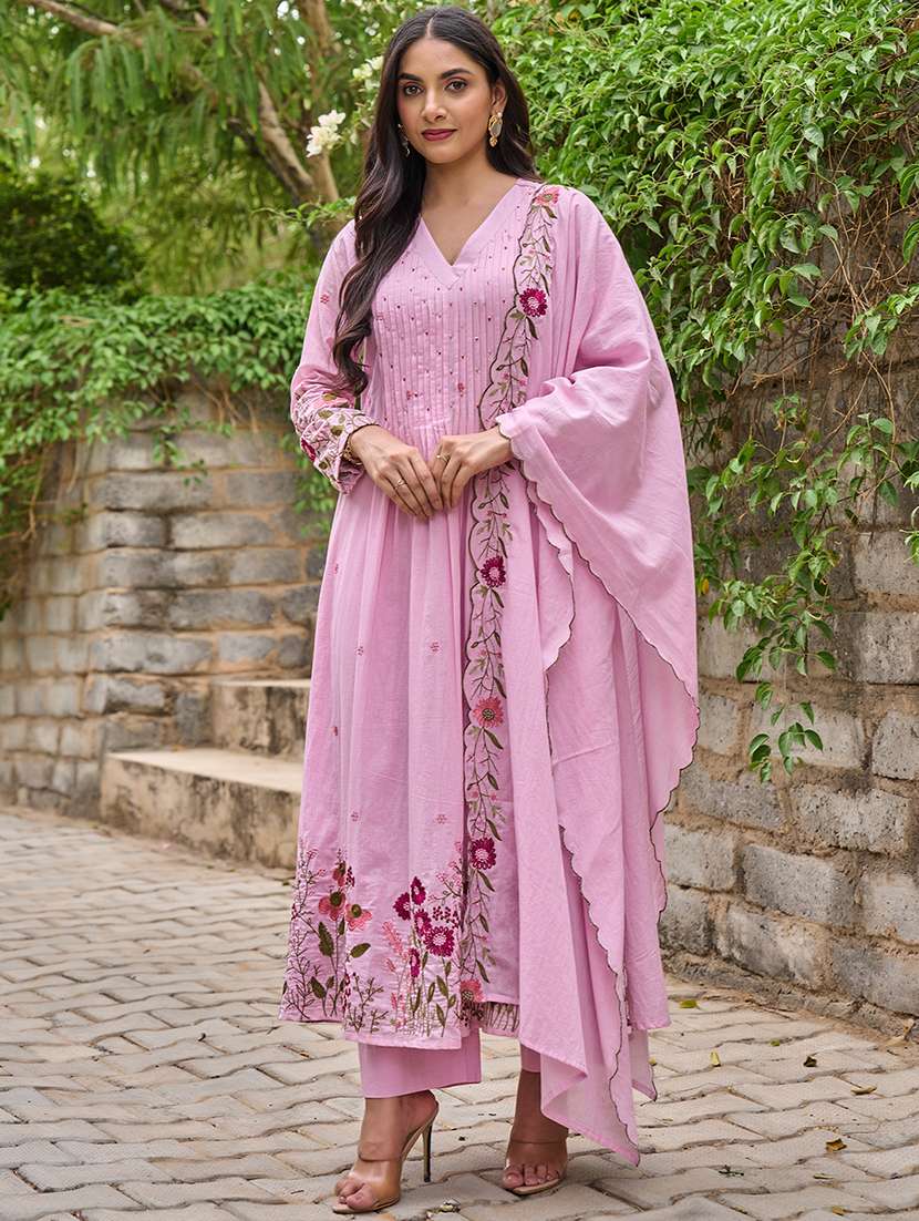 women solid with work long sleeve kurta pant with dupatta set