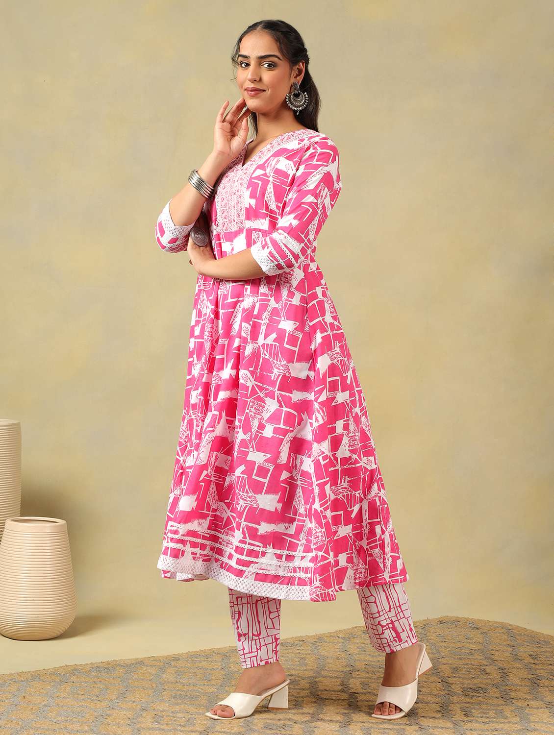 women printed three quarter sleeve kurta pant with dupatta set - 22326582 -  Standard Image - 2