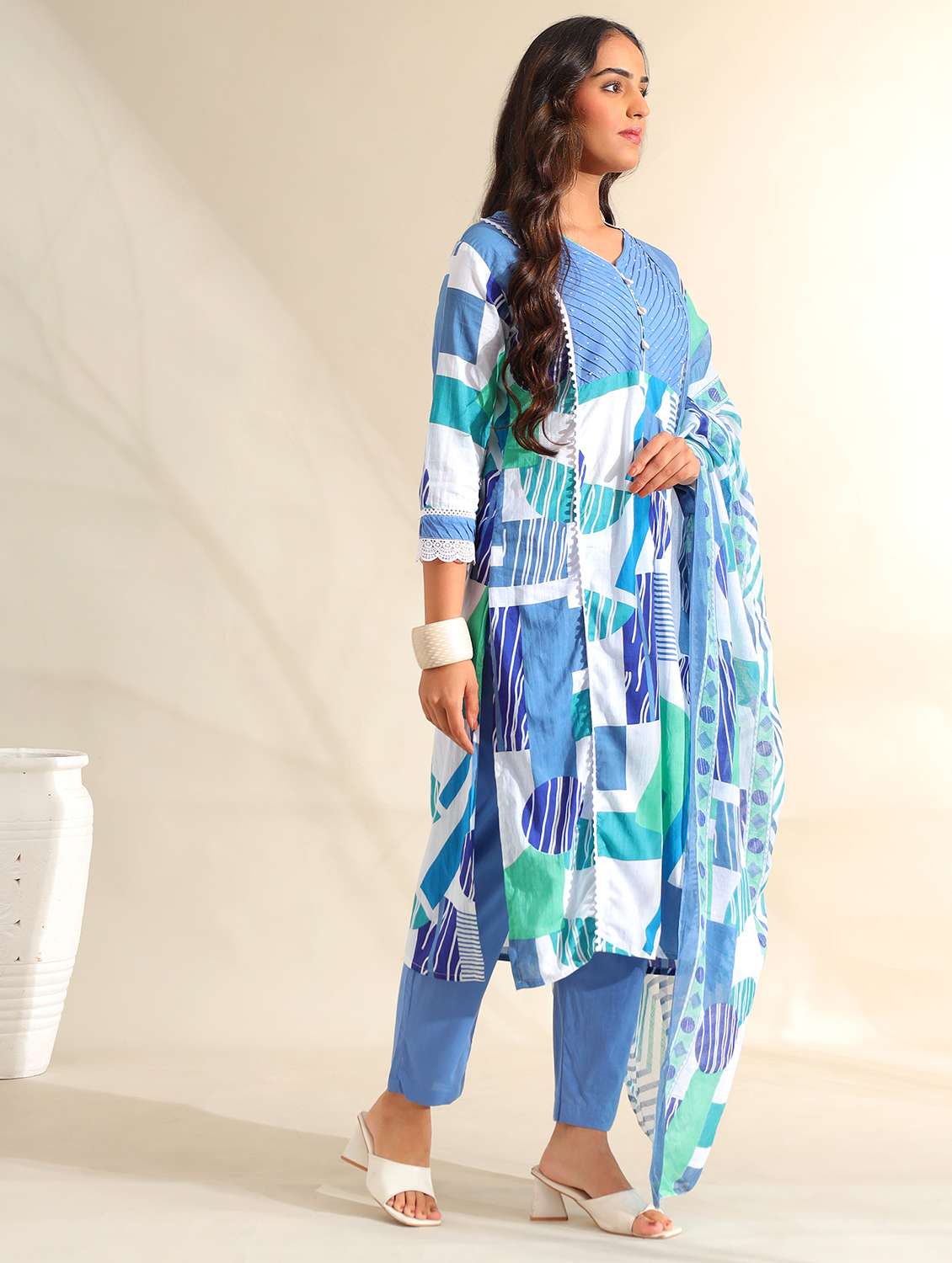 women printed three quarter sleeve kurta pant with dupatta set - 22326584 -  Standard Image - 2