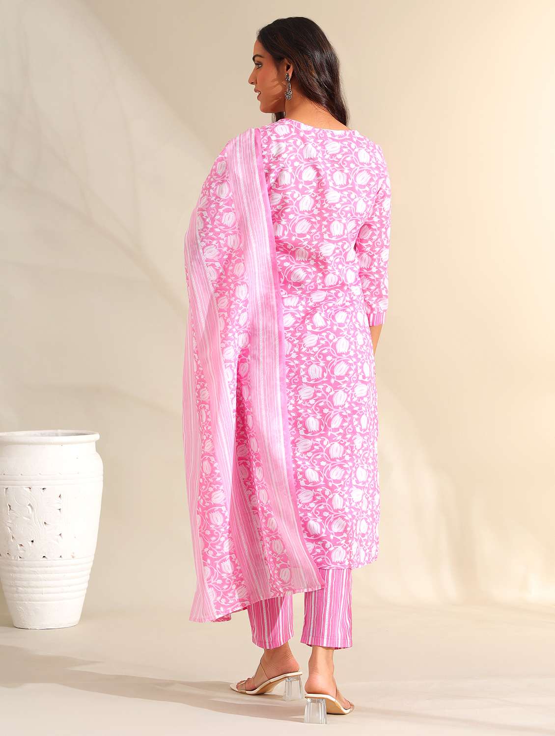 women floral three quarter sleeve kurta pant with dupatta set - 22326623 -  Standard Image - 2