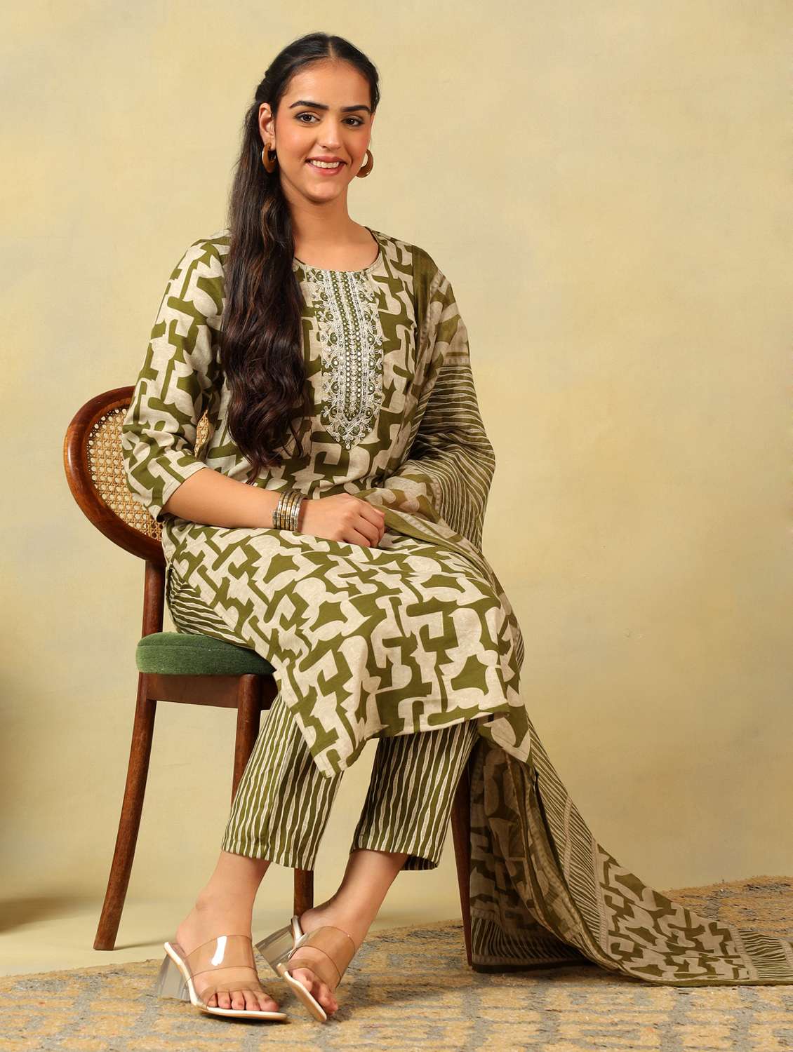 women abstract print round neck kurta pant with dupatta set - 22326630 -  Standard Image - 2